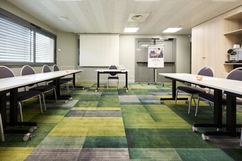 ibis styles bordeaux begles