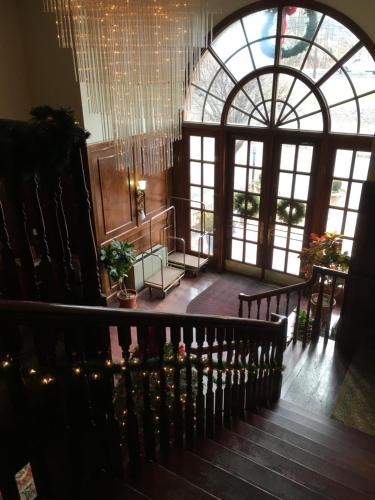 colts neck inn hotel