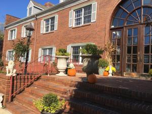 colts neck inn hotel