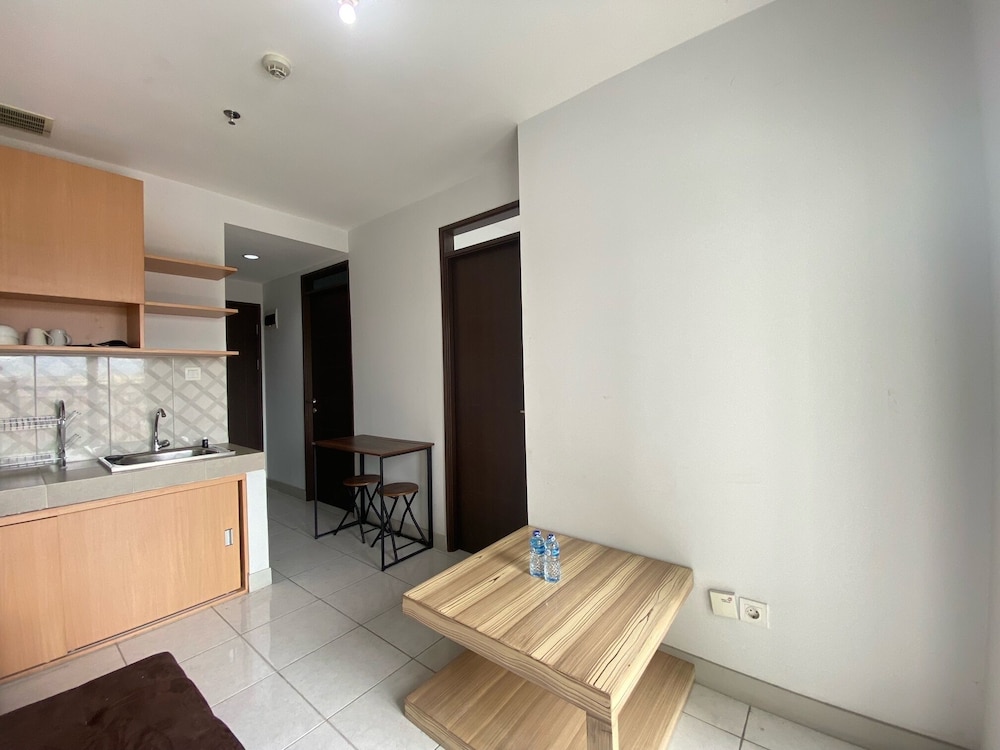 bright and relaxing 2br at mekarwangi square bandung