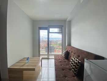 bright and relaxing 2br at mekarwangi square bandung