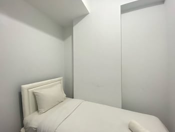 bright and relaxing 2br at mekarwangi square bandung