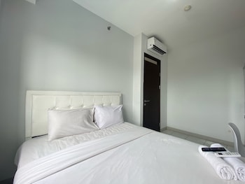 bright and relaxing 2br at mekarwangi square bandung