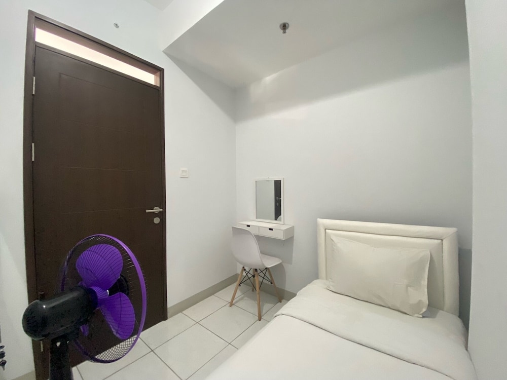 bright and relaxing 2br at mekarwangi square bandung