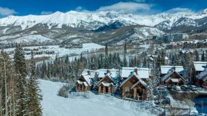 mountain lodge telluride
