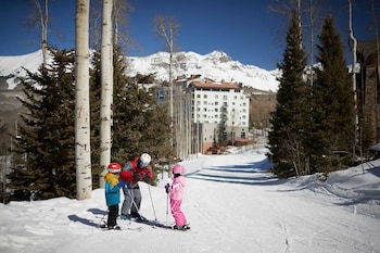 the peaks resort and spa