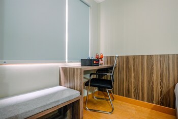 comfortable pool view studio room at gateway park lrt city bekasi apartment