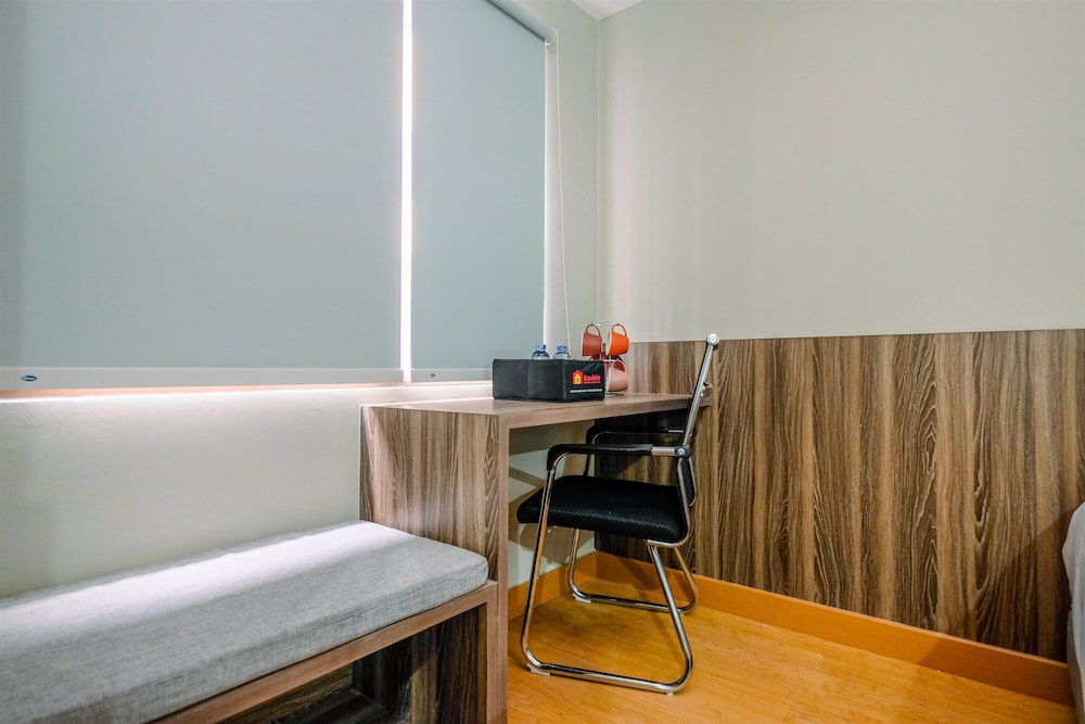 comfortable pool view studio room at gateway park lrt city bekasi apartment