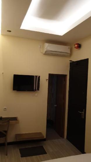 airport hotel