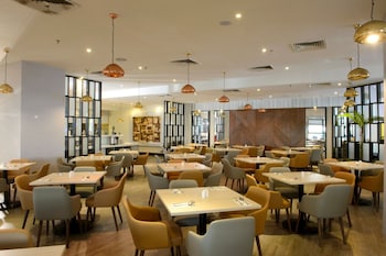 grand barakah hotel