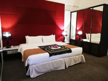 grand barakah hotel