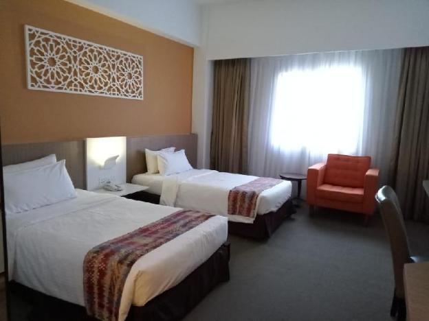 grand barakah hotel