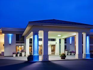holiday inn express and suites charlottetown by ihg