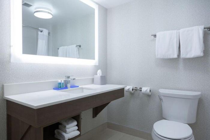 holiday inn express and suites charlottetown by ihg