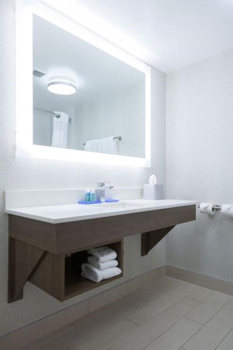 holiday inn express and suites charlottetown by ihg