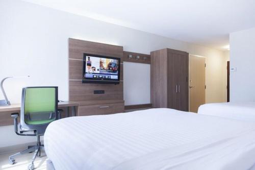holiday inn express and suites charlottetown by ihg