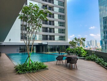 Stunning Studio At Ciputra World 2 Apartment,,0 star