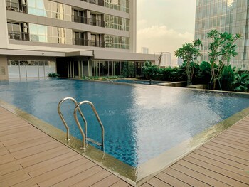 Stunning Studio At Ciputra World 2 Apartment,,0 star
