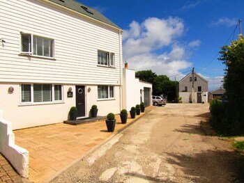 st ives