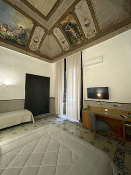 costantinapoli 27