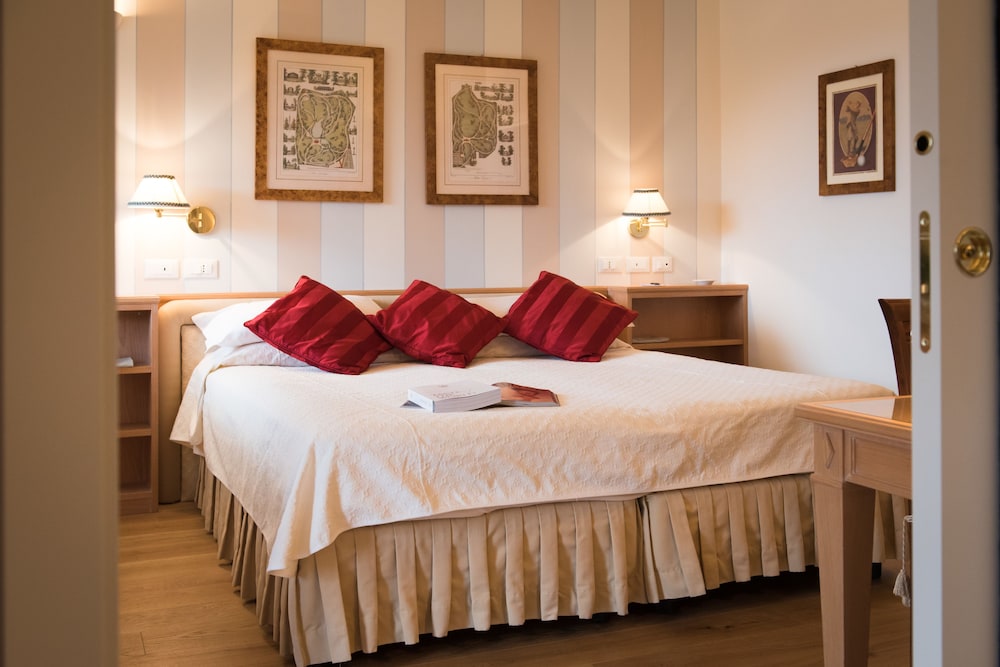 gallia palace hotel