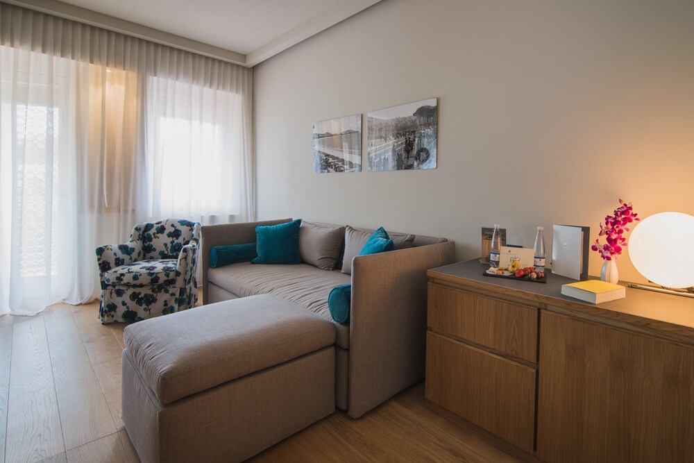 gallia palace hotel