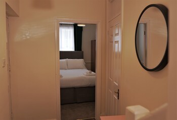 Meadow Terrace,,0 star