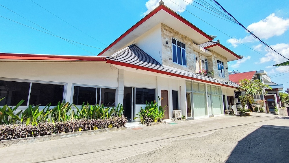 the tunjung boutique resort