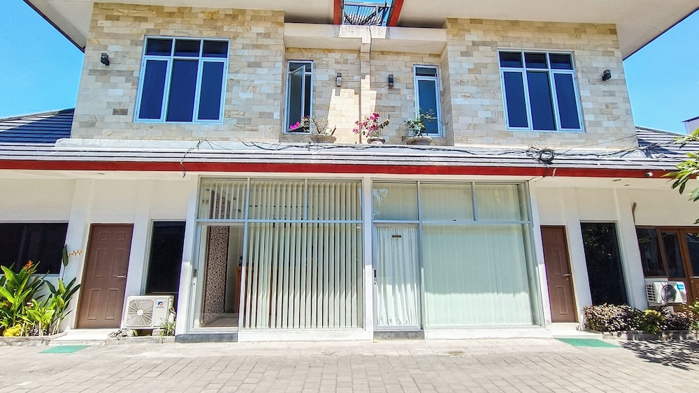 the tunjung boutique resort