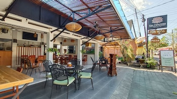 the tunjung boutique resort