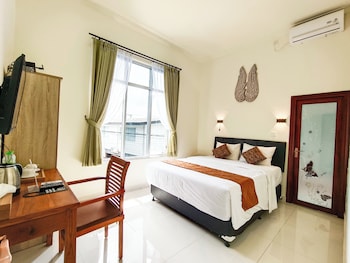 the tunjung boutique resort