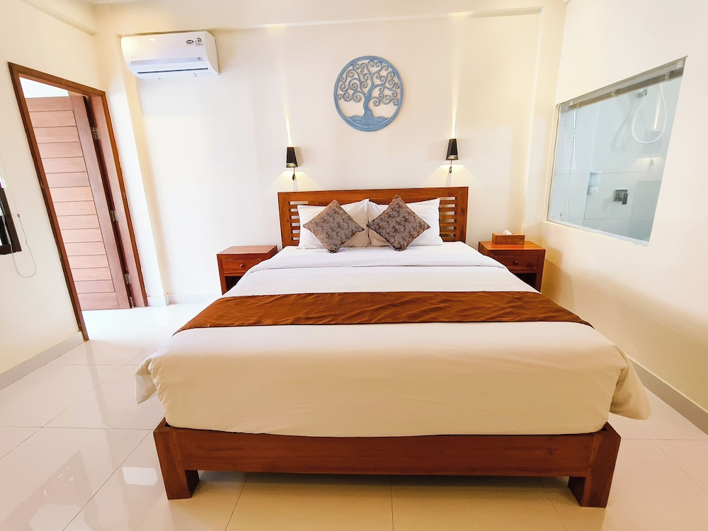 the tunjung boutique resort