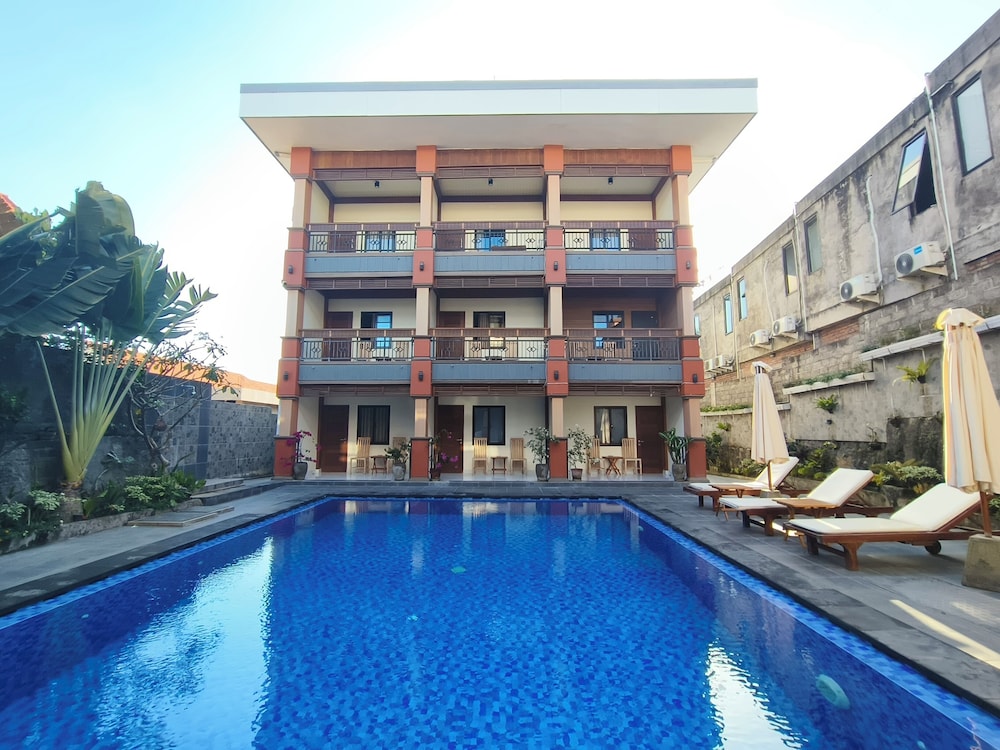 the tunjung boutique resort