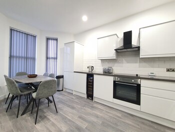 dysa banks apartments