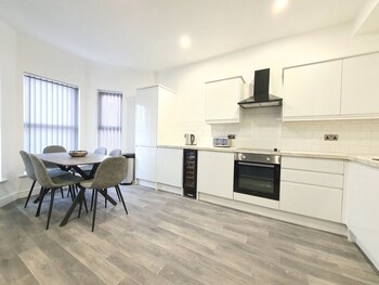 dysa banks apartments