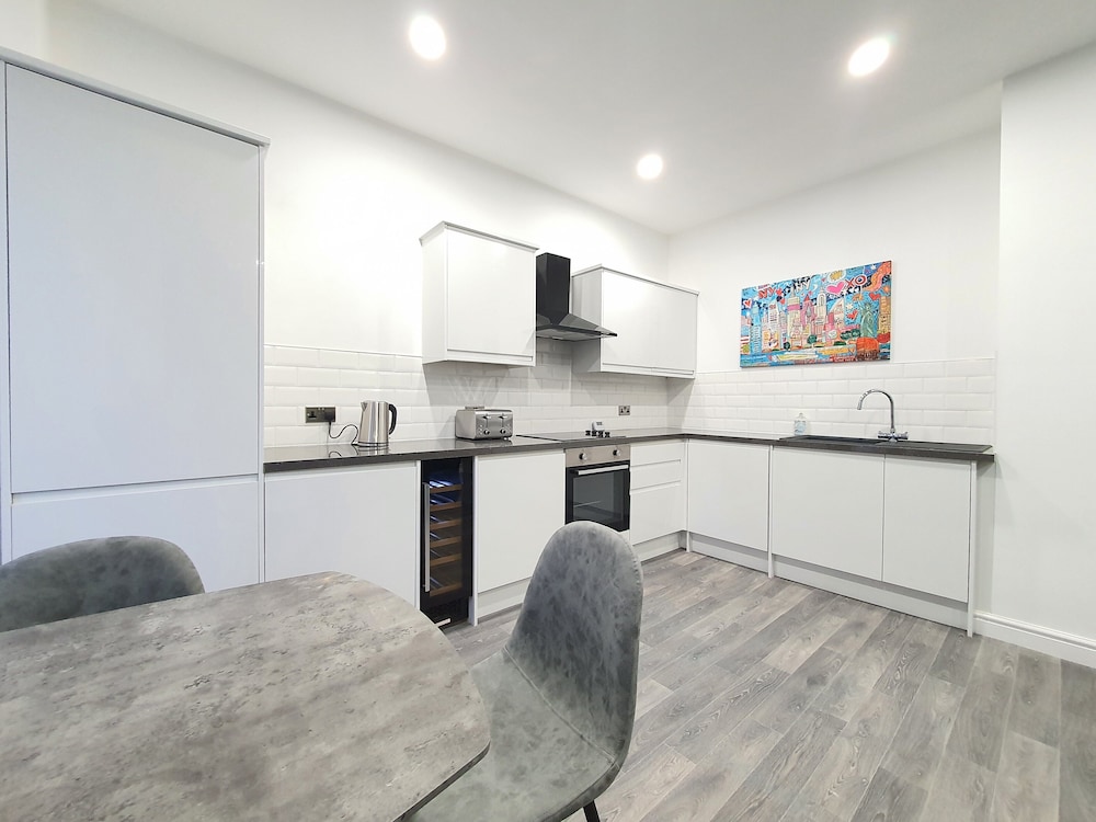dysa banks apartments