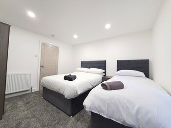 dysa banks apartments