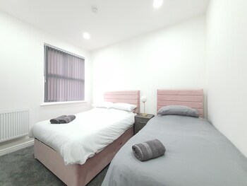 dysa banks apartments