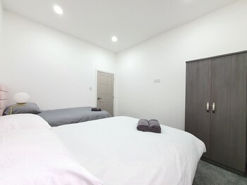 dysa banks apartments