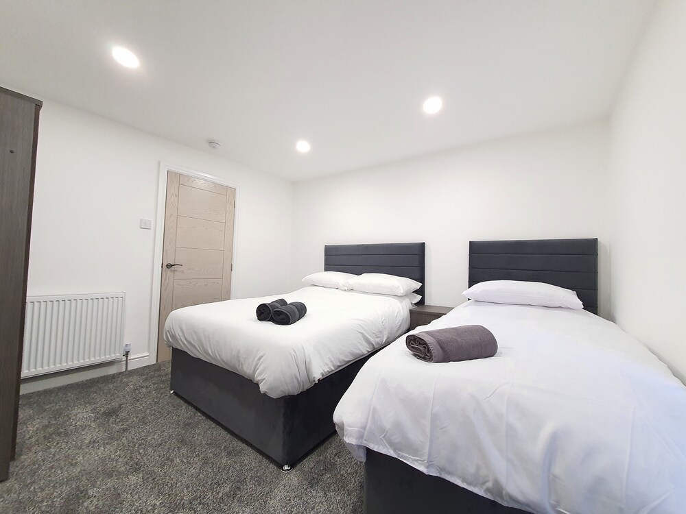 dysa banks apartments