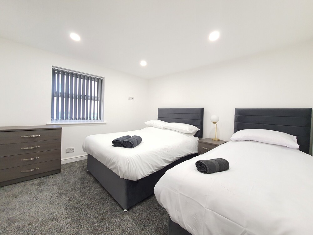 dysa banks apartments