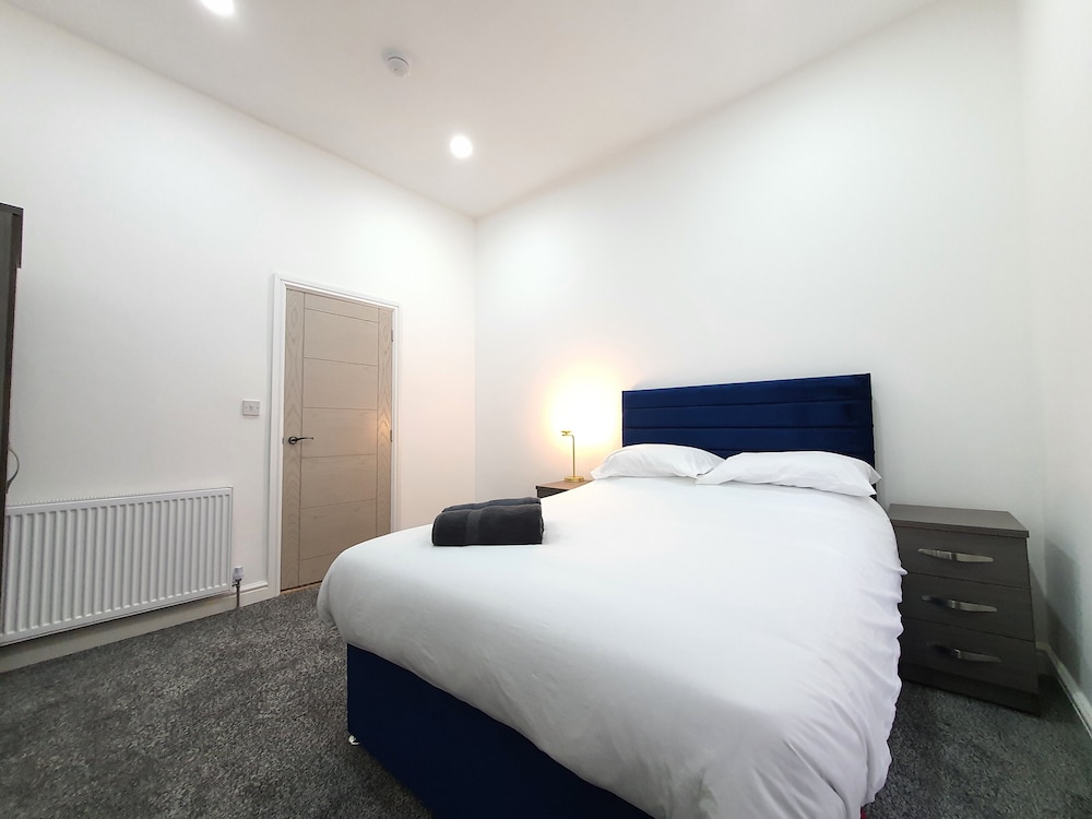 dysa banks apartments