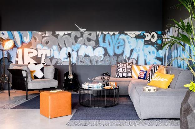 moxy berlin airport a marriott hotel