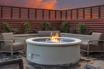 courtyard by marriott conway