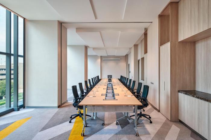 courtyard by marriott setia alam