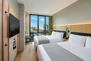 moxy brooklyn willamsburg