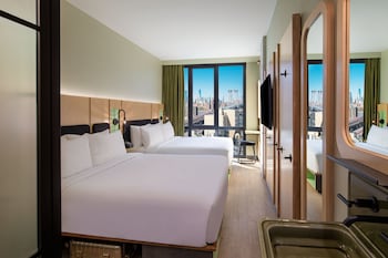 moxy brooklyn willamsburg