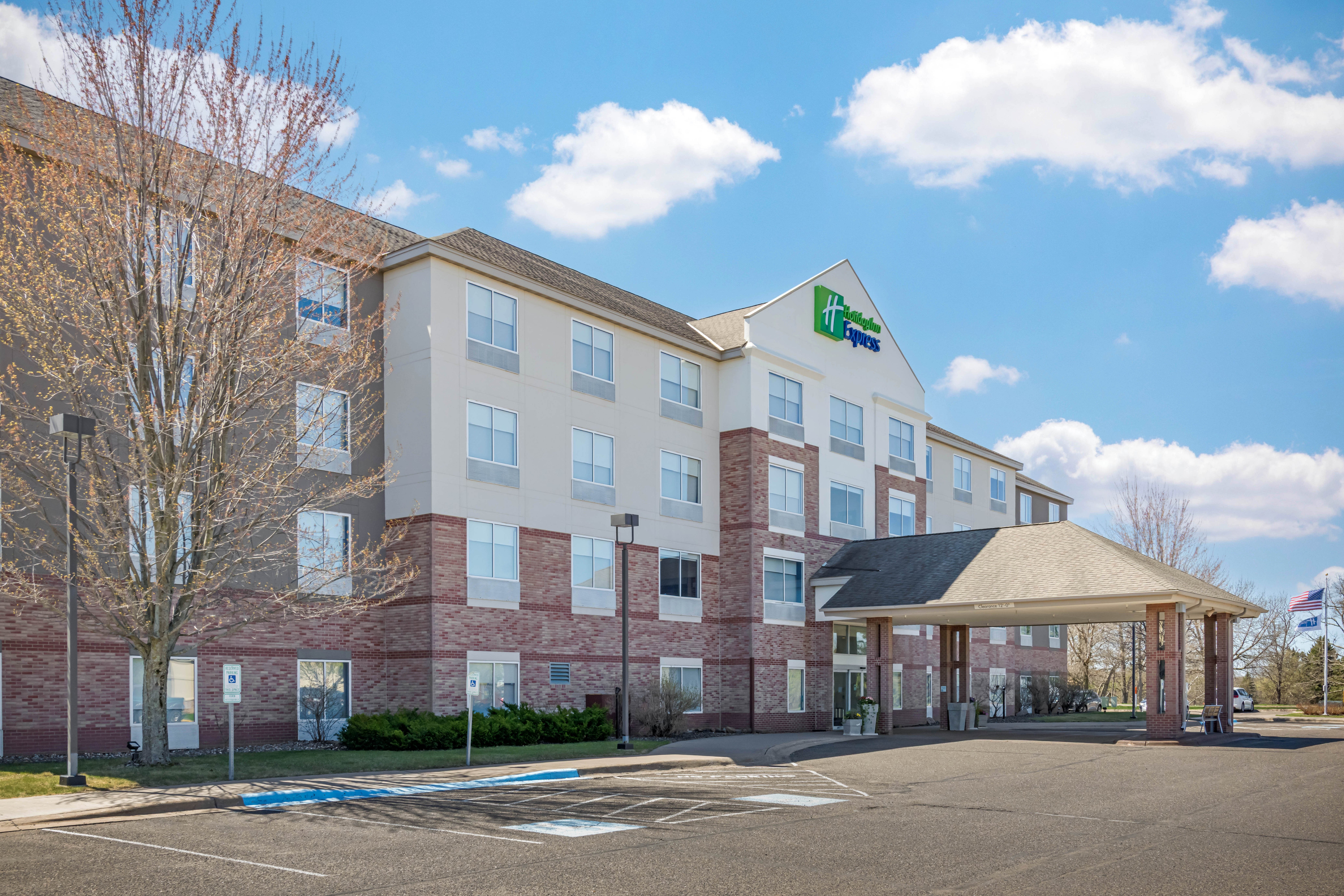 holiday inn express st croix valley by ihg