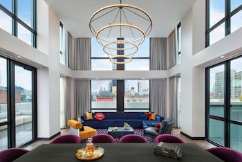 moxy nyc lower east side a marriott hotel