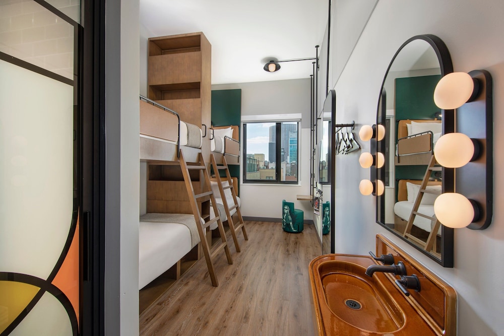 moxy nyc lower east side a marriott hotel